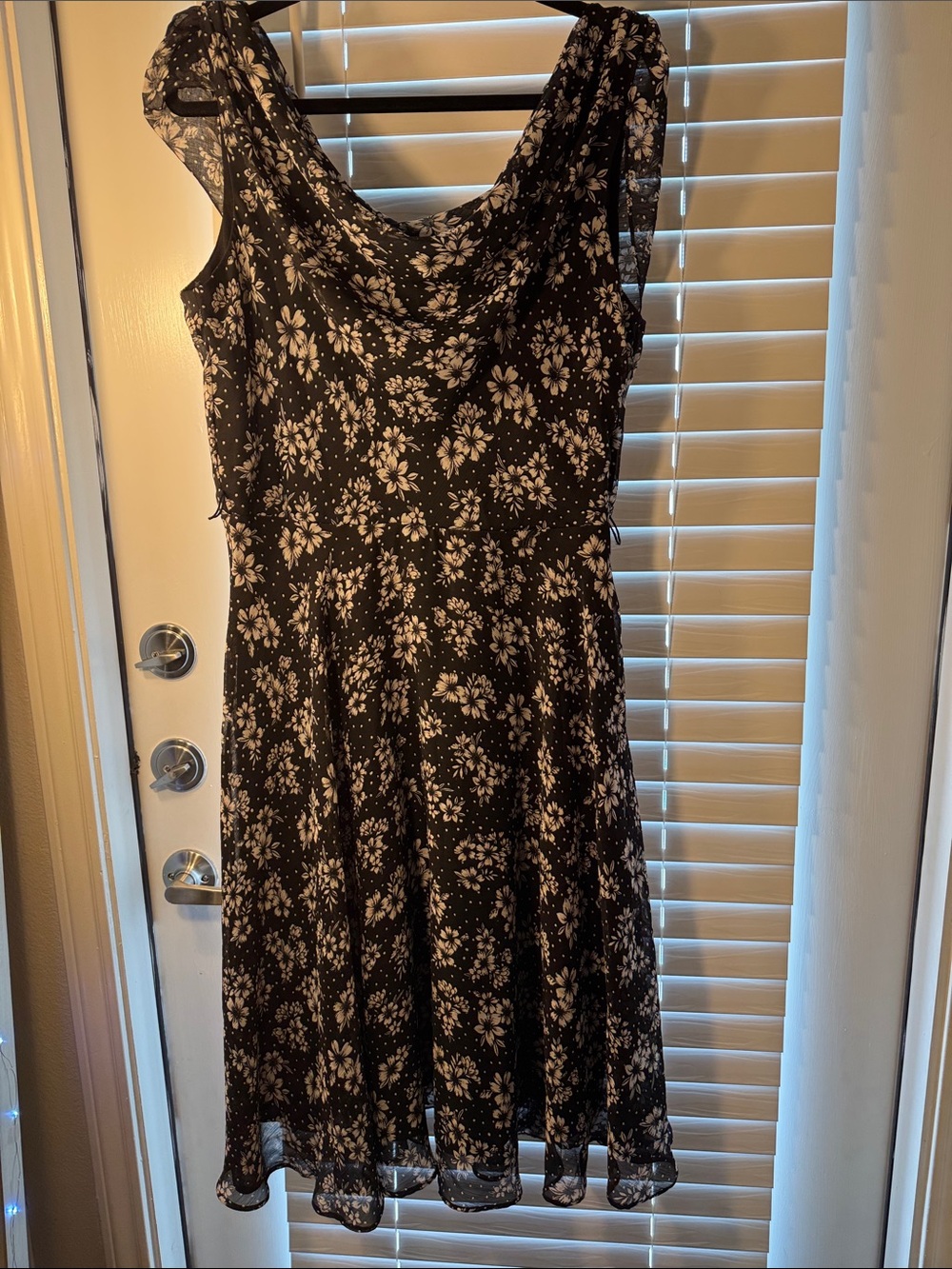 Roz & Ali Black and White Floral Midi Dress